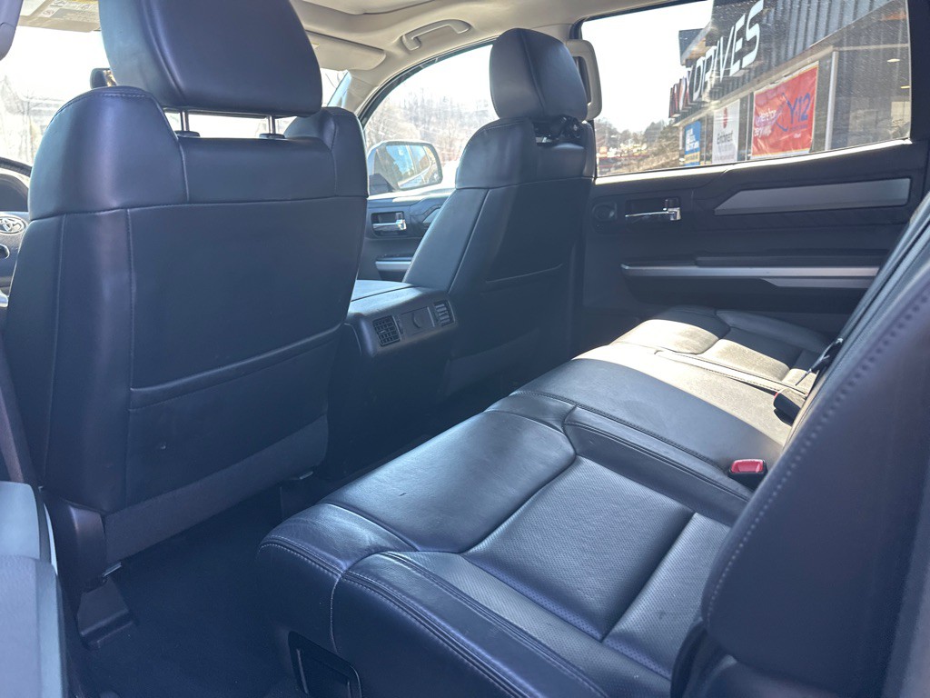 2016 Toyota Tundra Image 14
