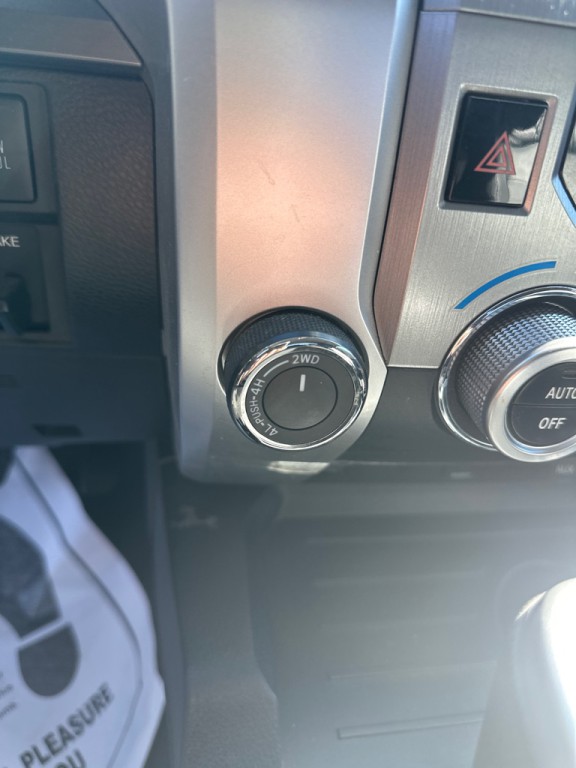 2016 Toyota Tundra Image 17