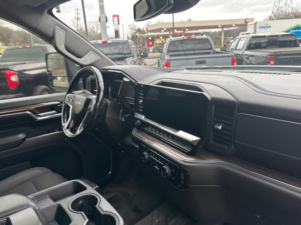 2024 Chevrolet Silverado 1500 Image 9