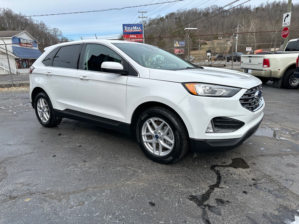 2022 Ford Edge Image 4
