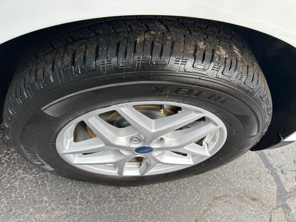 2022 Ford Edge Image 6