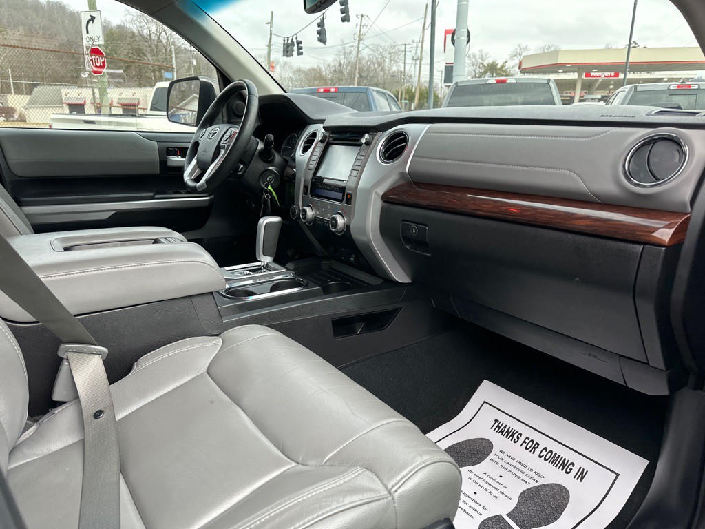 2016 Toyota Tundra Image 7