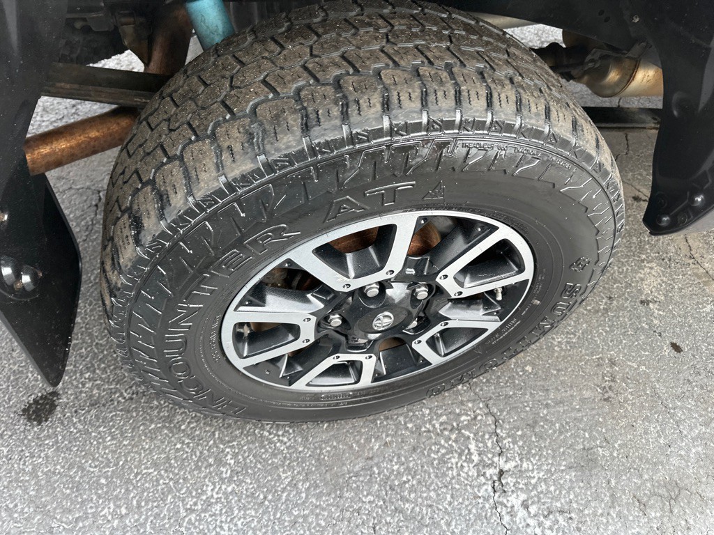 2016 Toyota Tundra Image 11