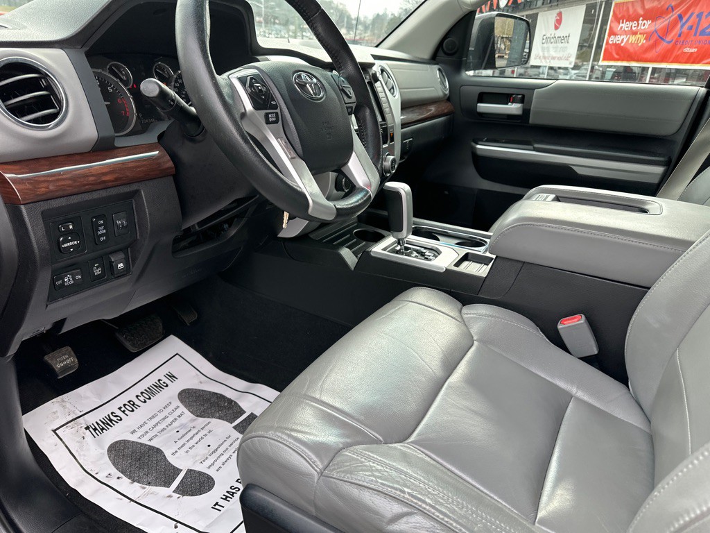 2016 Toyota Tundra Image 15