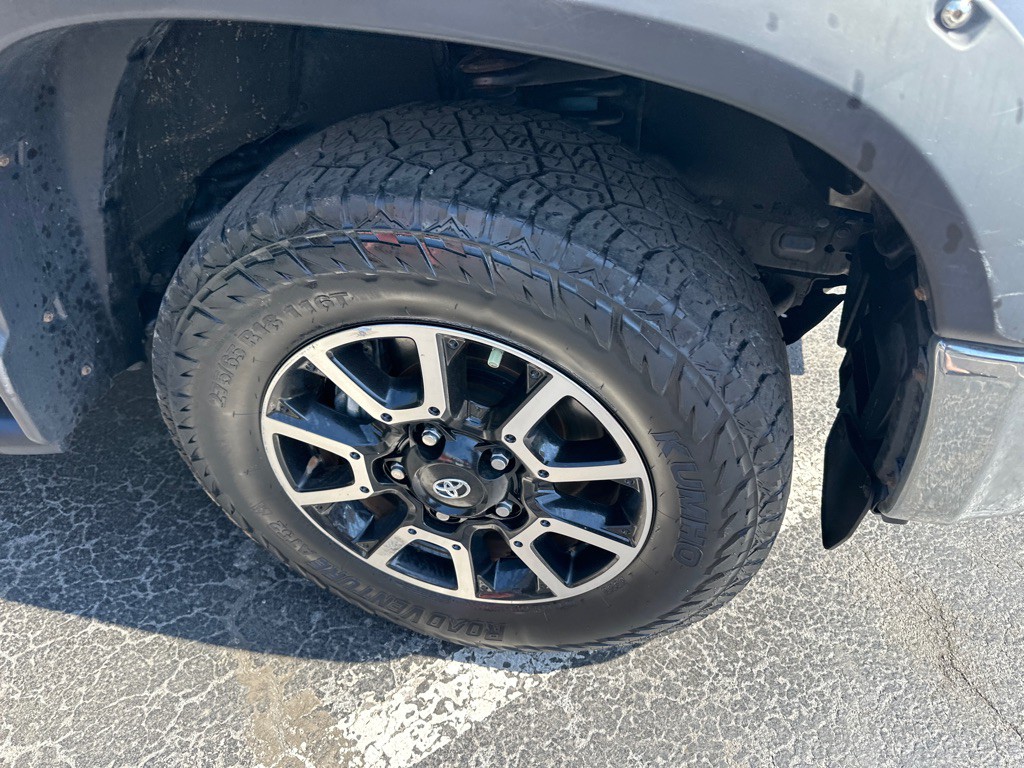 2016 Toyota Tundra Image 7