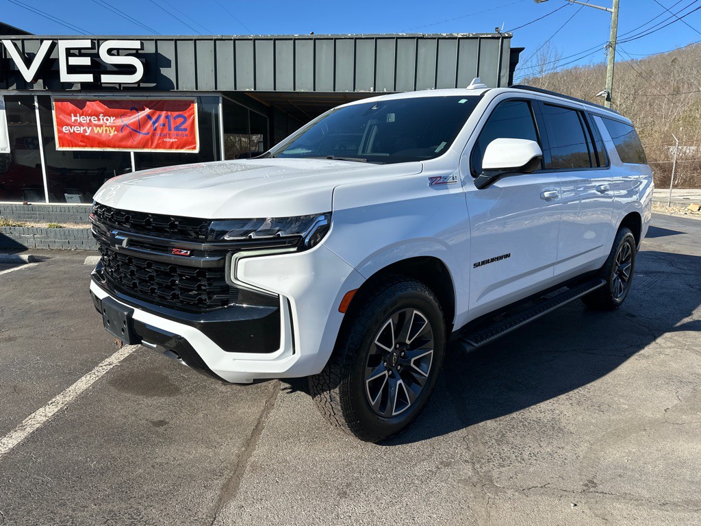 2021 Chevrolet Suburban Image 1