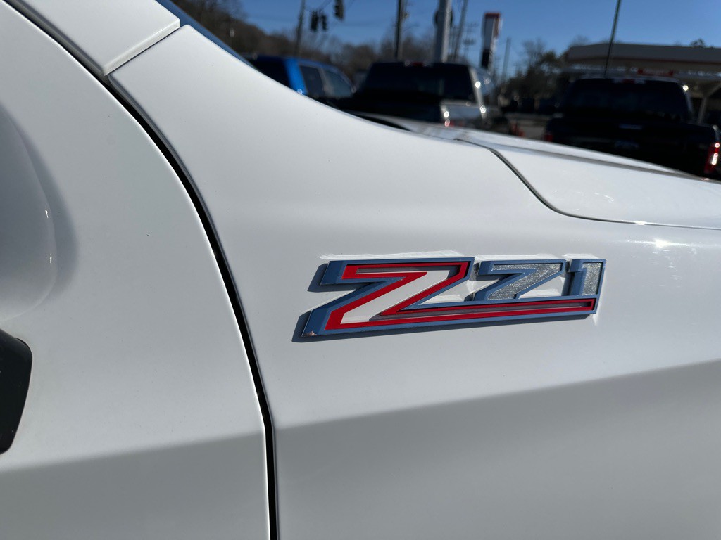 2021 Chevrolet Suburban Image 7