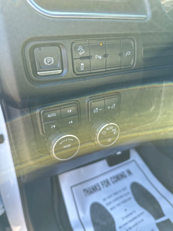 2021 Chevrolet Suburban Image 20