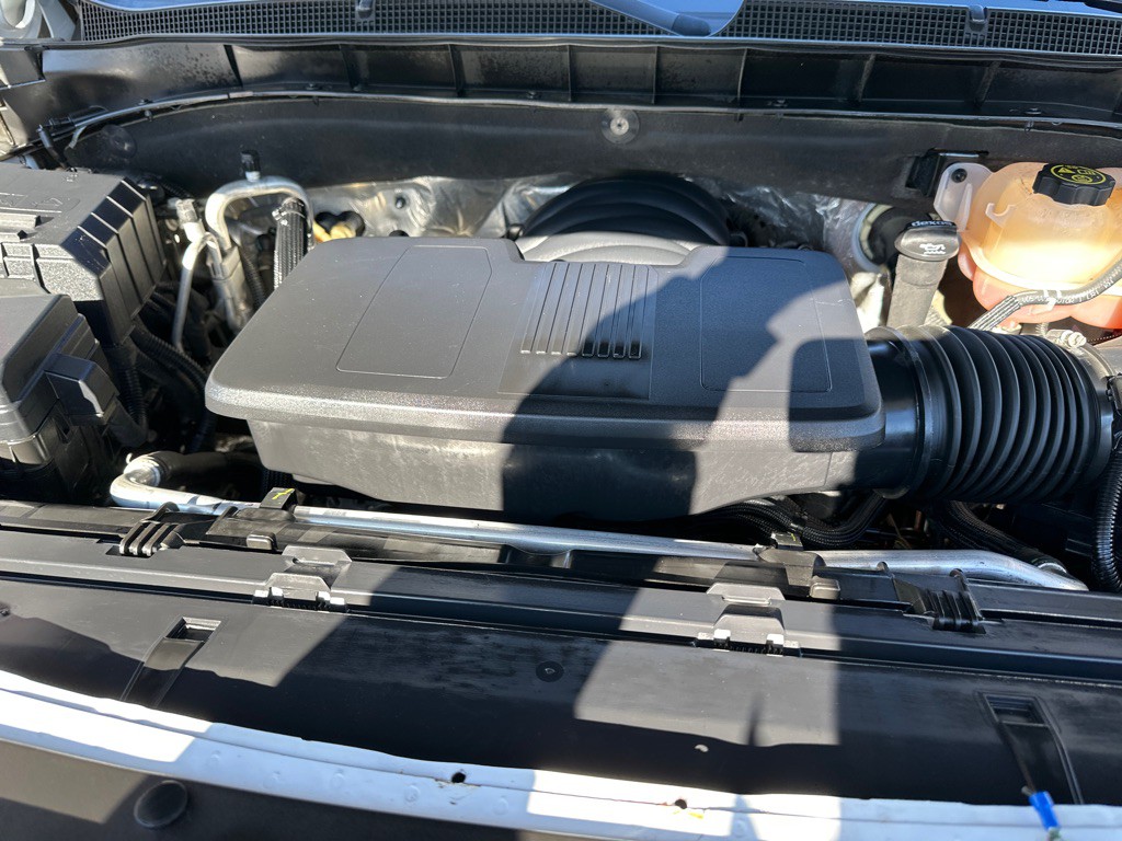 2021 Chevrolet Suburban Image 21