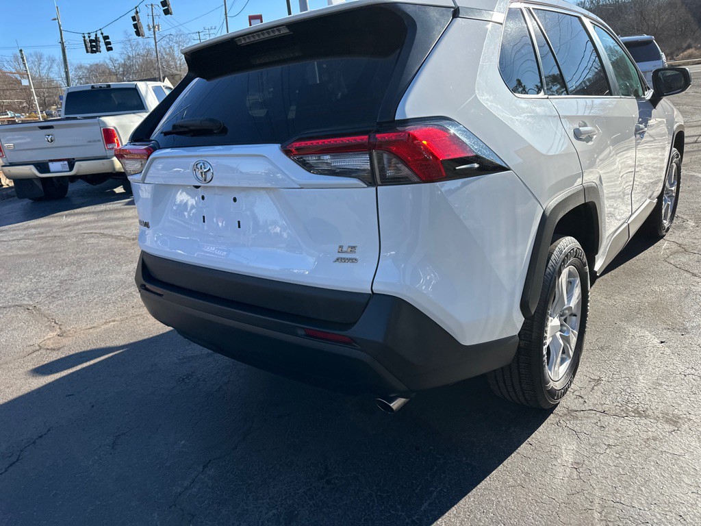 2021 Toyota Rav4 Image 3