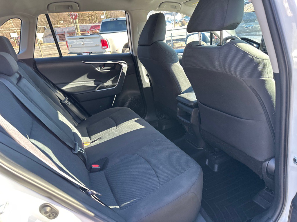 2021 Toyota Rav4 Image 9