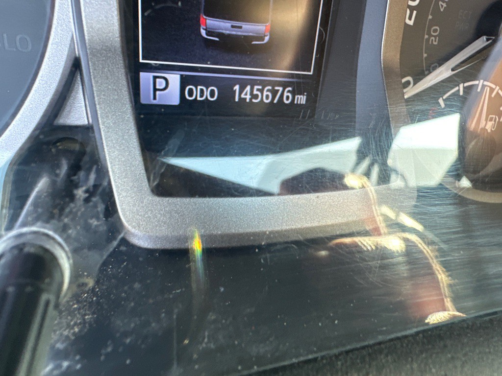 2017 Toyota Tacoma Image 14