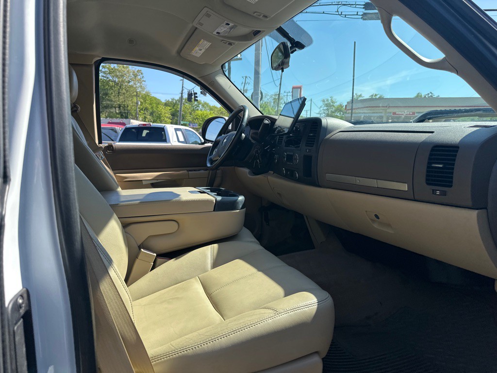 2013 Chevrolet Silverado 1500 Image 9