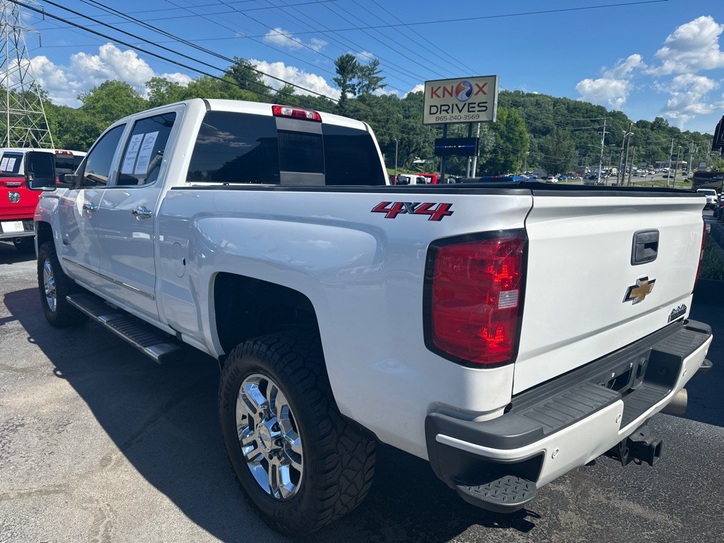 2019 Chevrolet Silverado 1500 Image 3