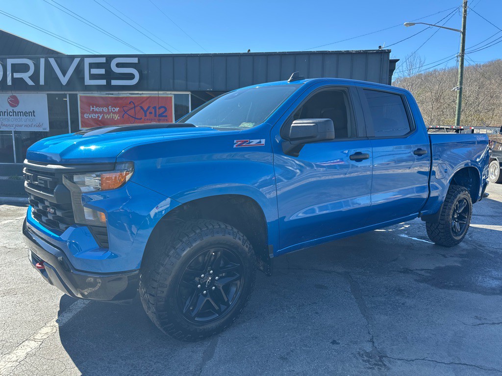 2022 Chevrolet Silverado 1500 Image 1