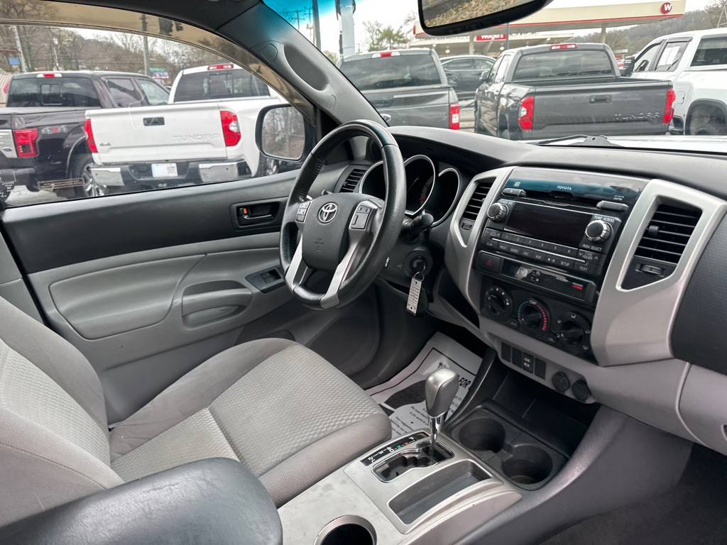 2012 Toyota Tacoma Image 8