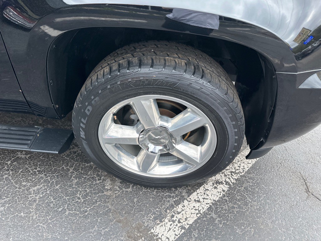 2011 Chevrolet Tahoe Image 6