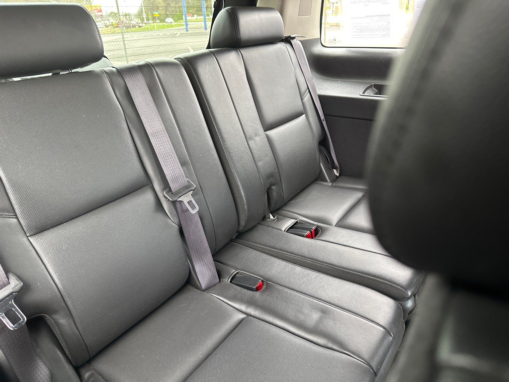 2011 Chevrolet Tahoe Image 11