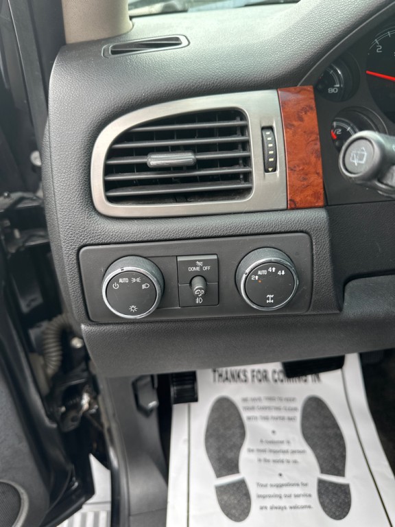 2011 Chevrolet Tahoe Image 16