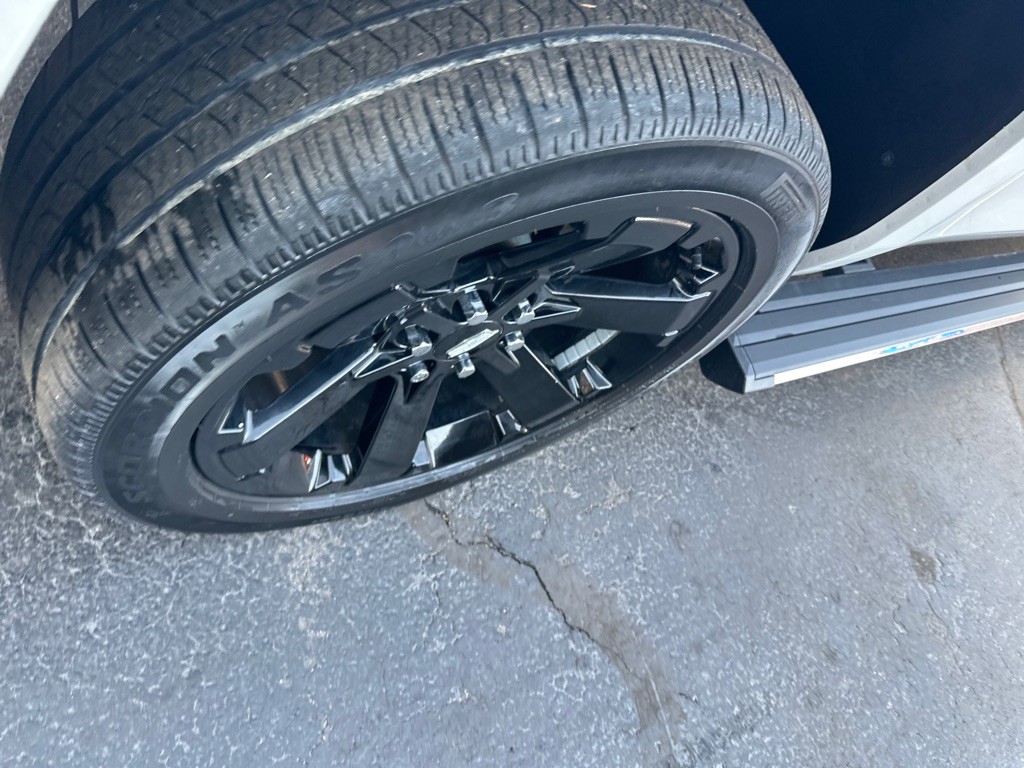 2016 Cadillac Escalade Image 14