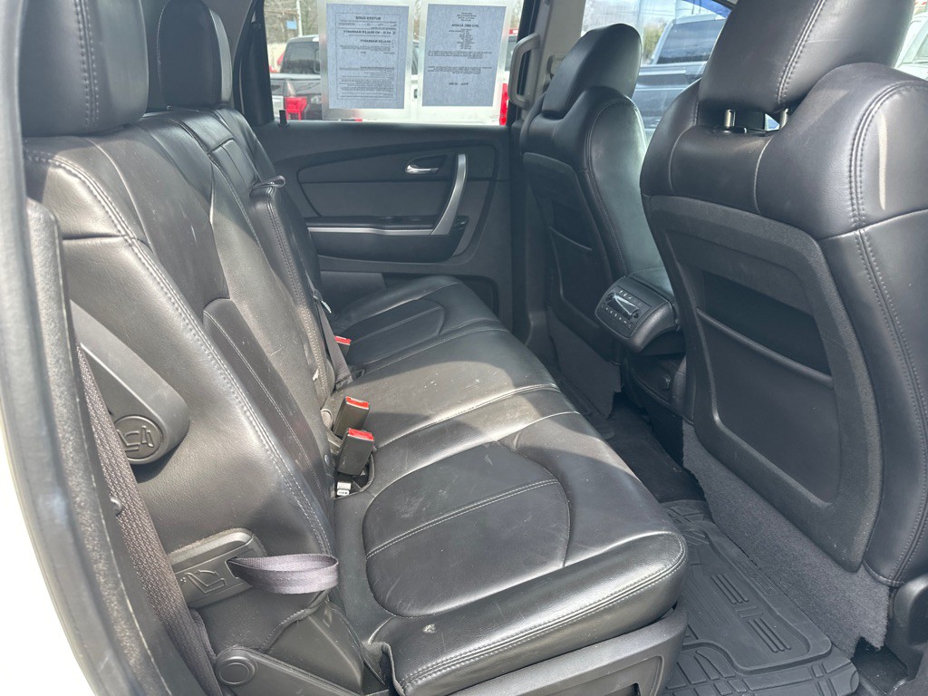 2012 GMC Acadia Image 9