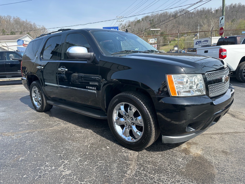2010 Chevrolet Tahoe Image 4