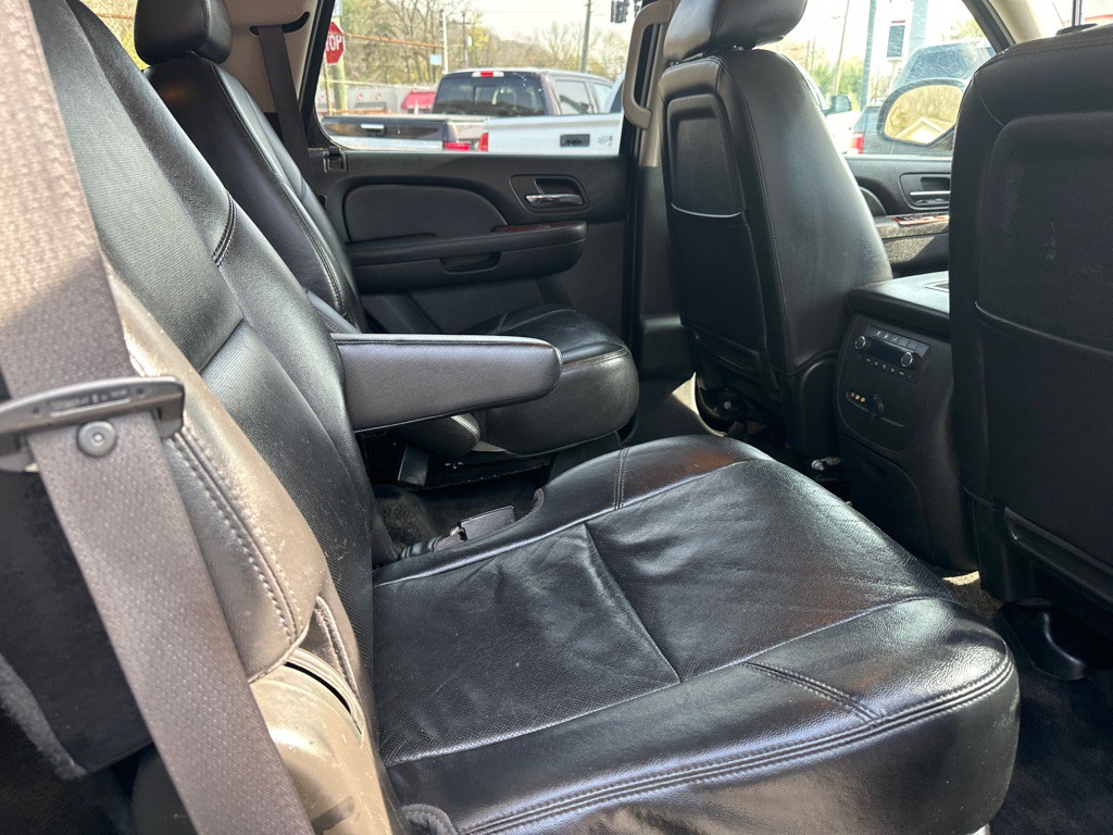 2010 Chevrolet Tahoe Image 10