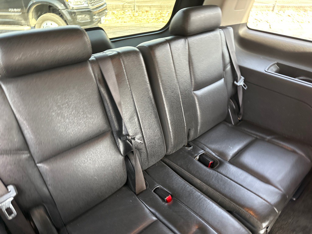 2010 Chevrolet Tahoe Image 12