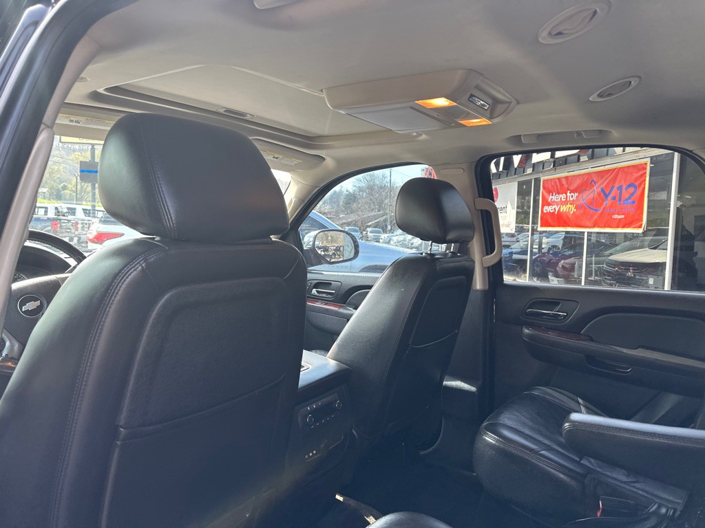 2010 Chevrolet Tahoe Image 14