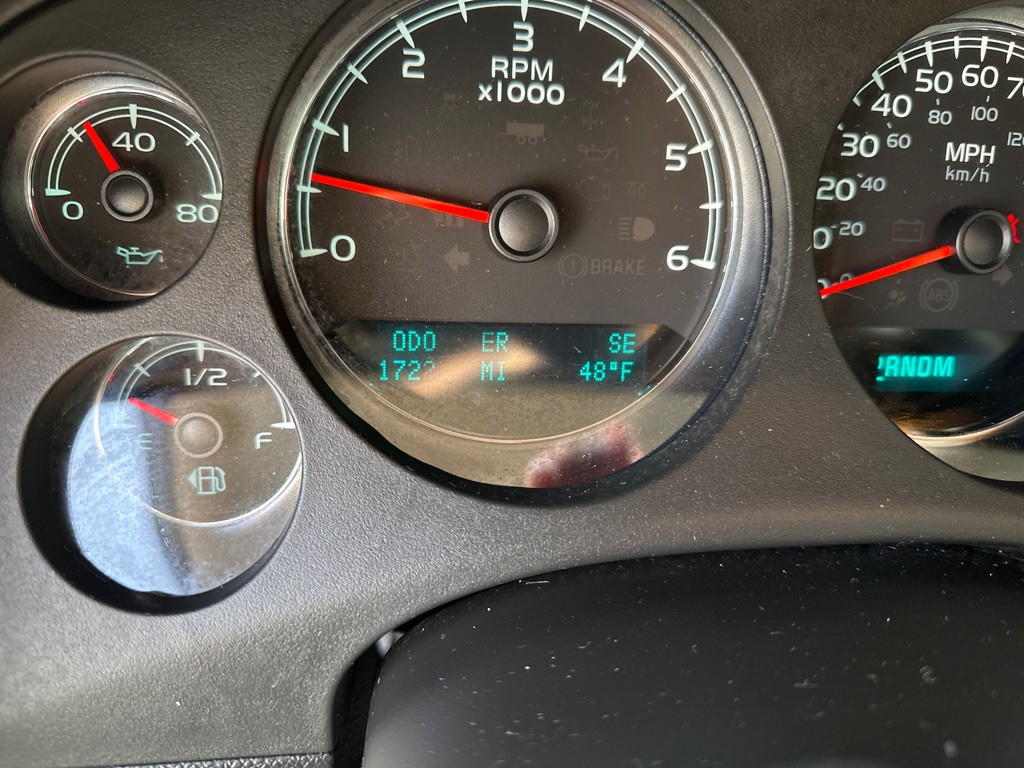 2010 Chevrolet Tahoe Image 16