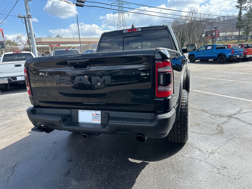 2019 RAM 1500 Image 3