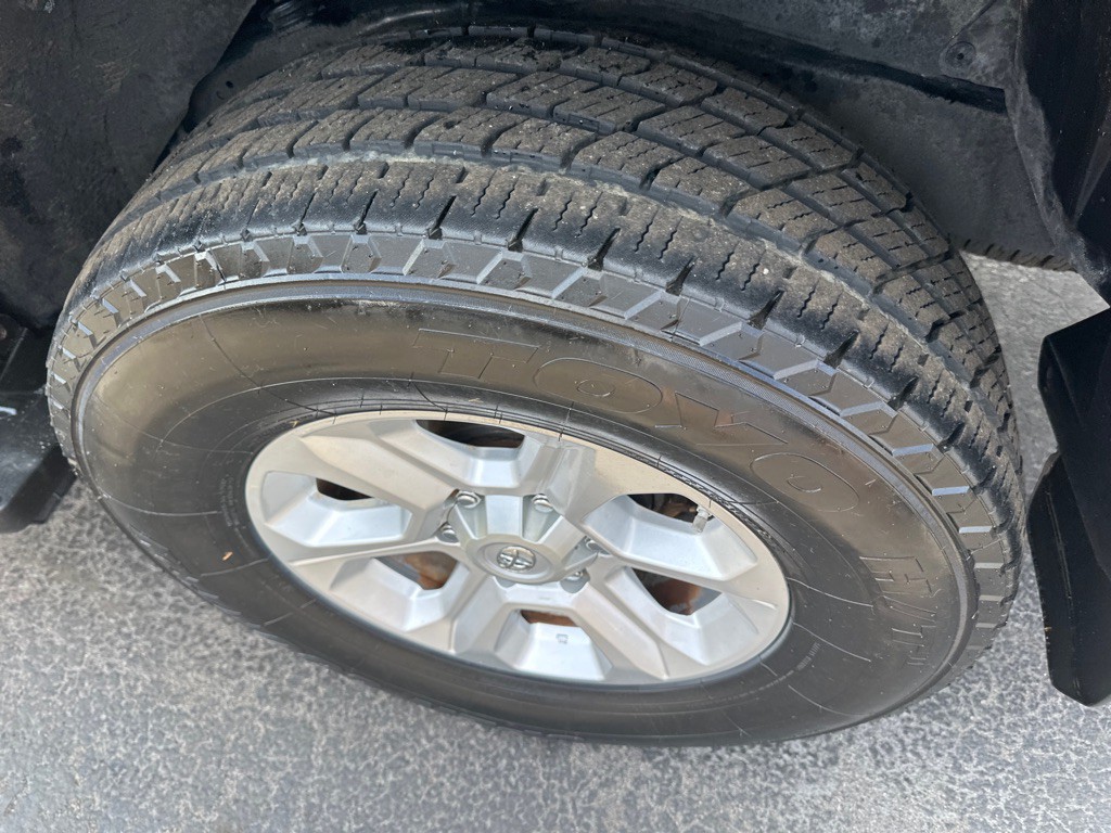 2015 Toyota 4Runner Image 13