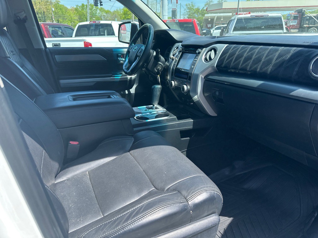 2014 Toyota Tundra Image 8