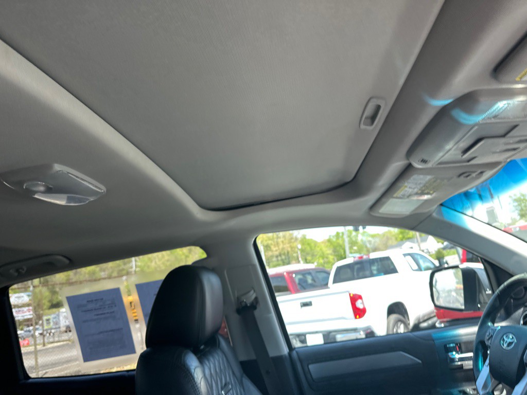 2014 Toyota Tundra Image 10