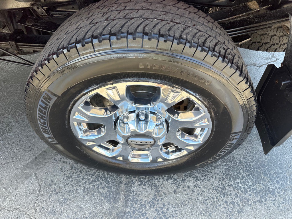 2021 Ford F-350 Image 15