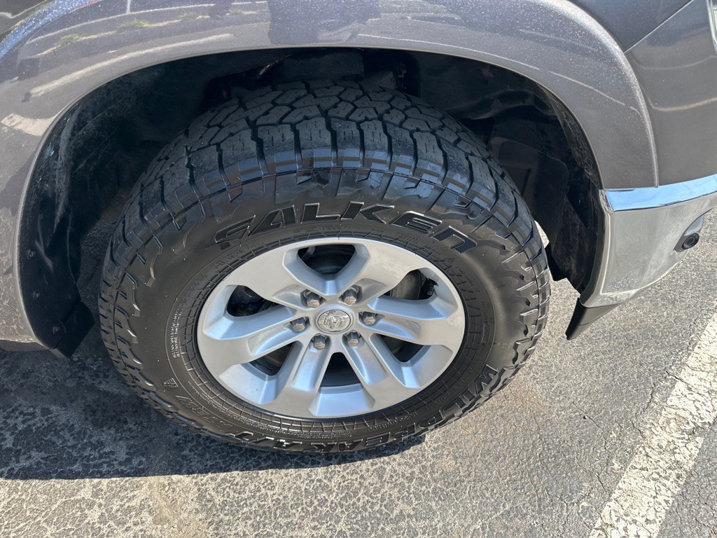 2019 RAM 1500 Image 6