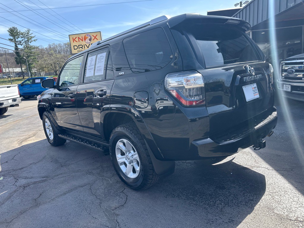 2014 Toyota 4Runner Image 2