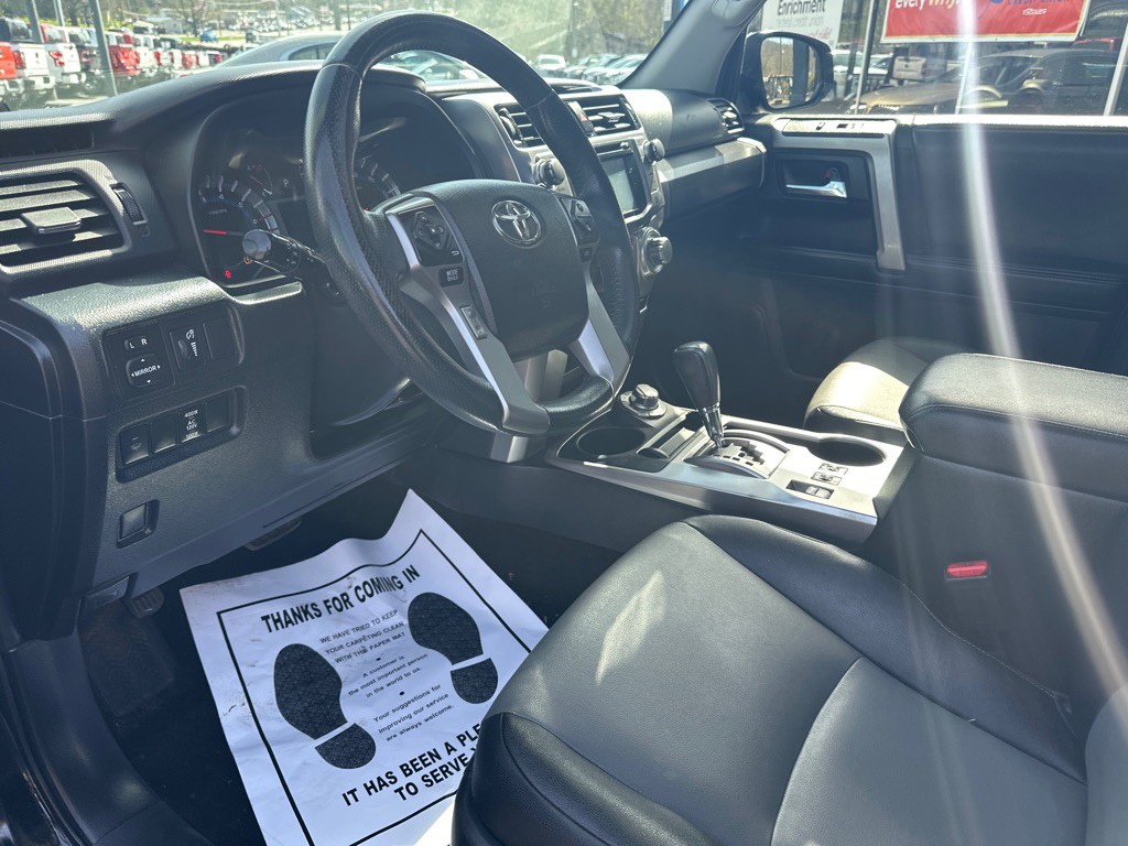 2014 Toyota 4Runner Image 15