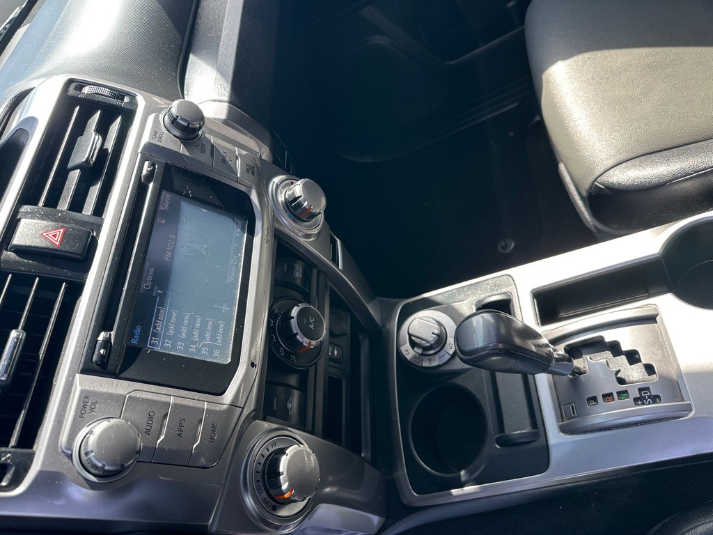 2014 Toyota 4Runner Image 17