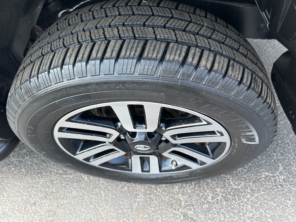 2015 Toyota 4Runner Image 15