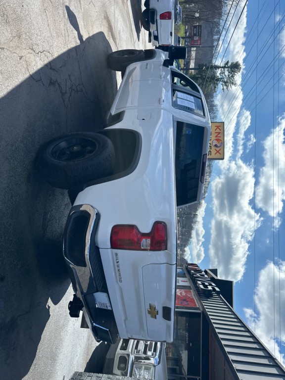 2022 Chevrolet Silverado 1500 Image 2