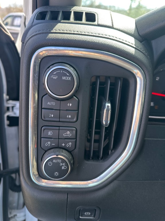 2022 Chevrolet Silverado 1500 Image 19