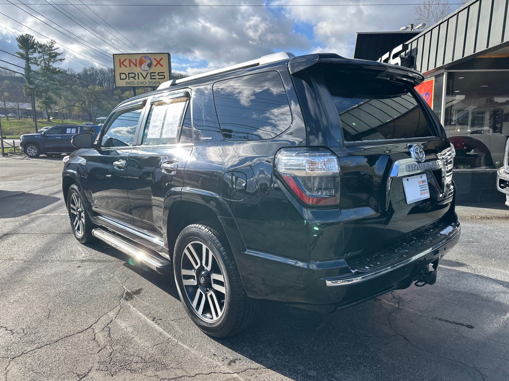 2014 Toyota 4Runner Image 2