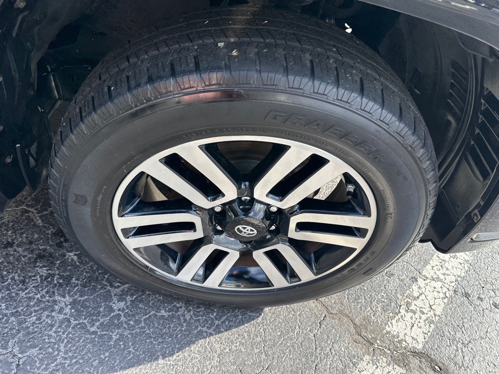 2014 Toyota 4Runner Image 6