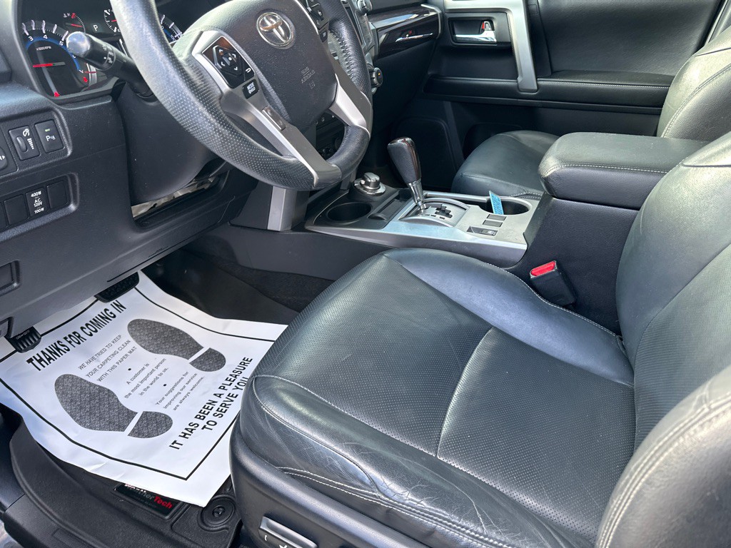2014 Toyota 4Runner Image 16