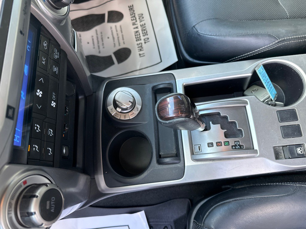 2014 Toyota 4Runner Image 18