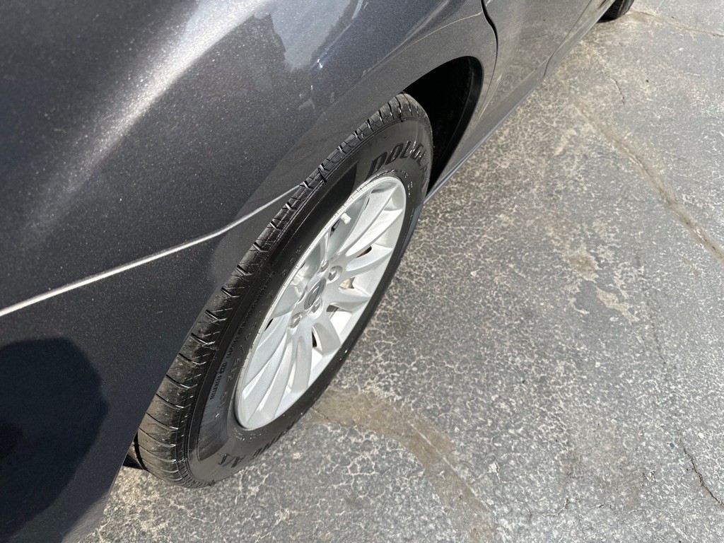 2014 Chrysler 300 Image 10