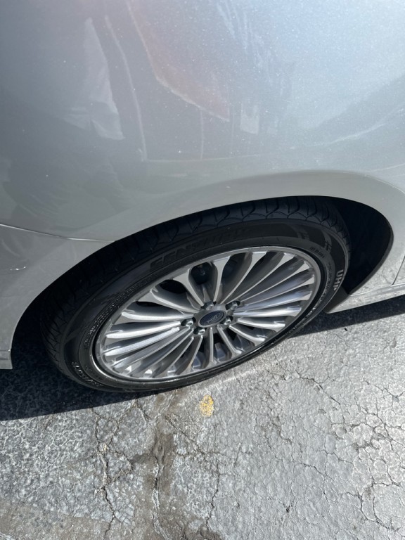 2014 Ford Fusion Image 12