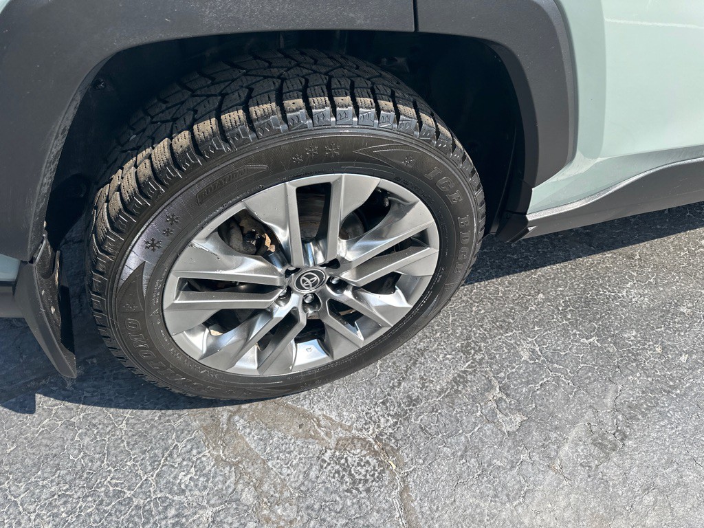 2020 Toyota Rav4 Image 11