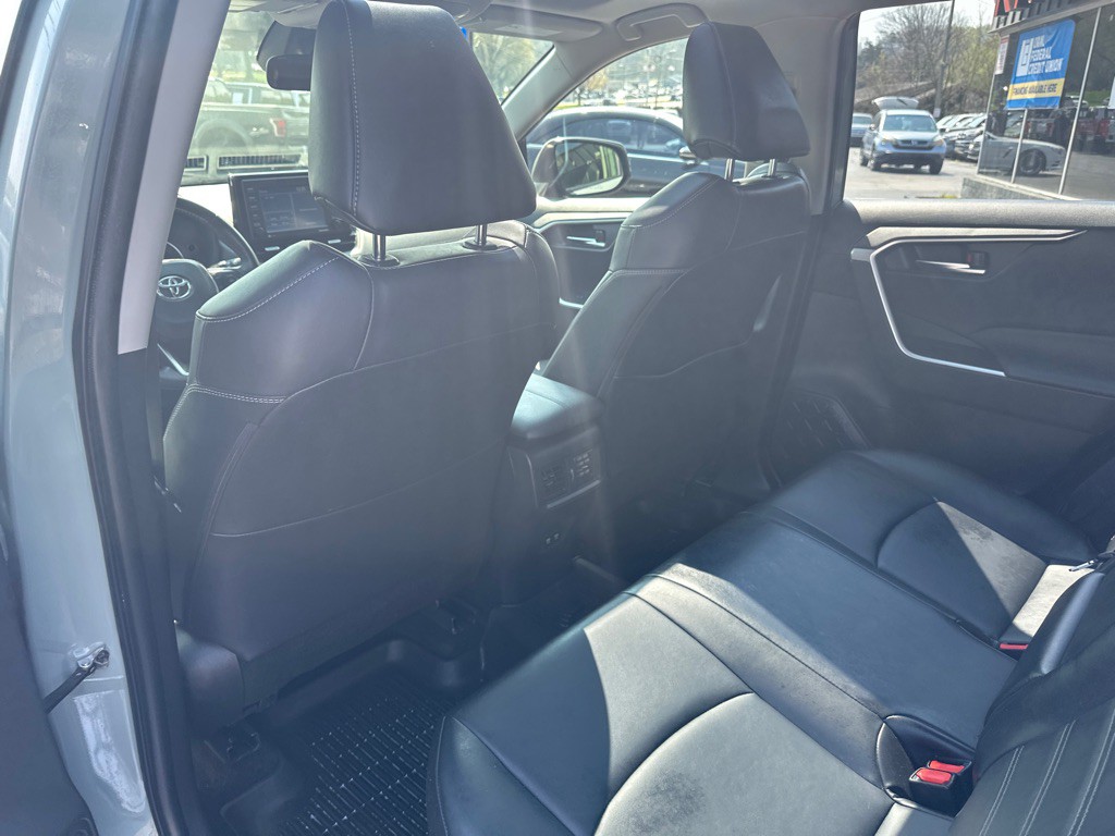 2020 Toyota Rav4 Image 14